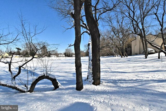 71 GOLF CLUB DR, Langhorne, PA 19047