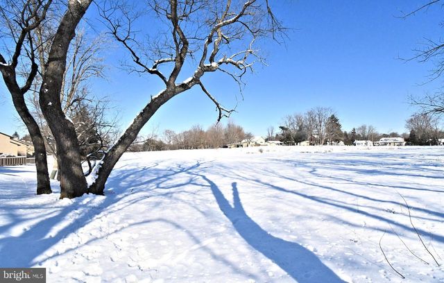 71 GOLF CLUB DR, Langhorne, PA 19047