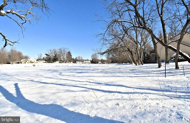 71 GOLF CLUB DR, Langhorne, PA 19047