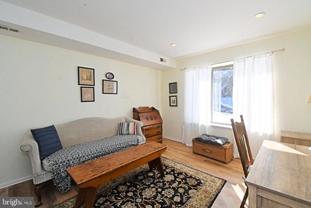 71 GOLF CLUB DR, Langhorne, PA 19047