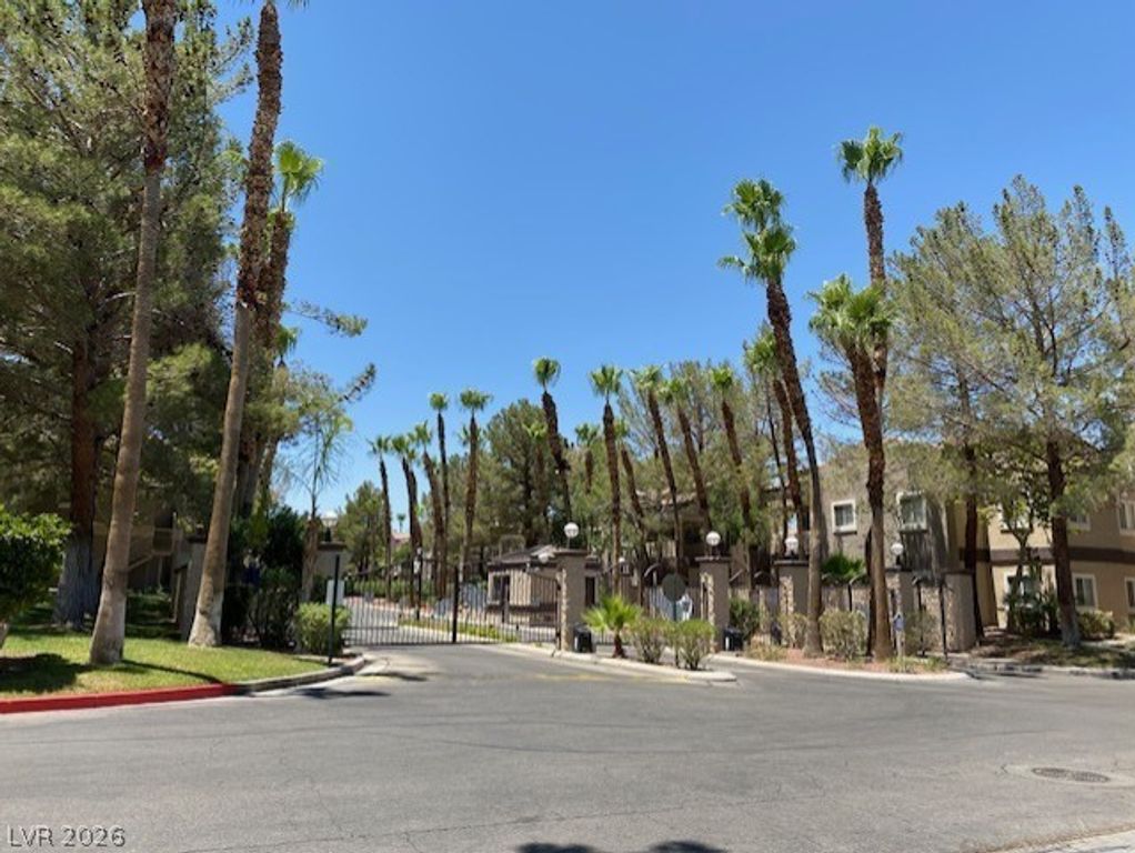 5250 South Rainbow Boulevard 1010, Las Vegas, NV 89118