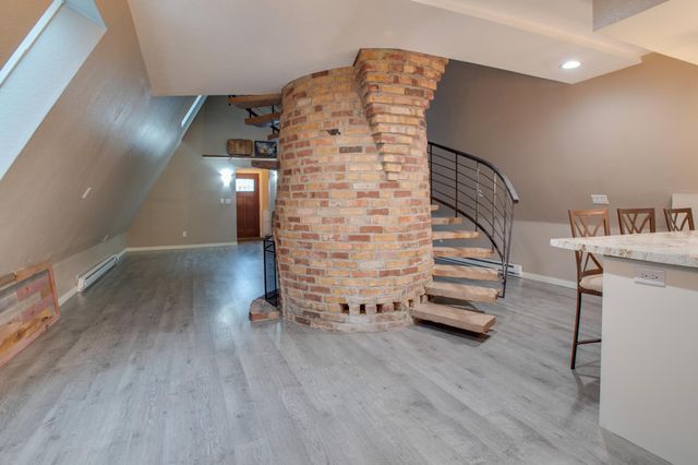 515 10th Street S, Fargo, ND 58103