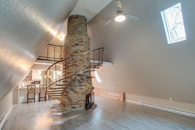 515 10th Street S, Fargo, ND 58103