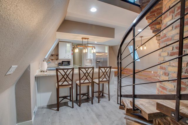 515 10th Street S, Fargo, ND 58103