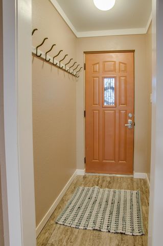 515 10th Street S, Fargo, ND 58103