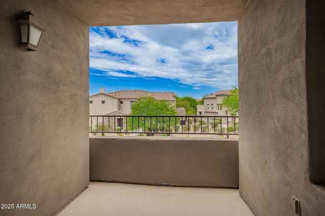 19475 N GRAYHAWK Drive 2121, Scottsdale, AZ 85255