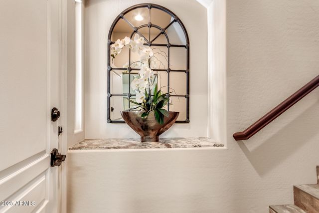 19475 N GRAYHAWK Drive 2121, Scottsdale, AZ 85255