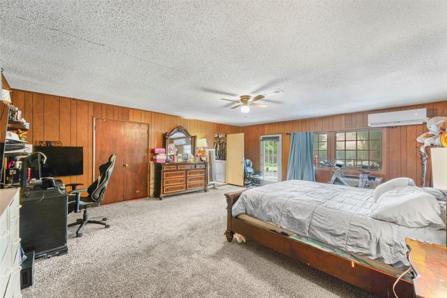 613 Misty Glen Drive, Desoto, TX 75115