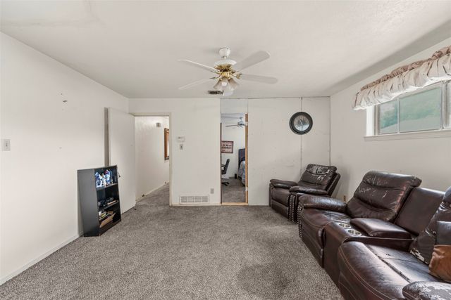 613 Misty Glen Drive, Desoto, TX 75115