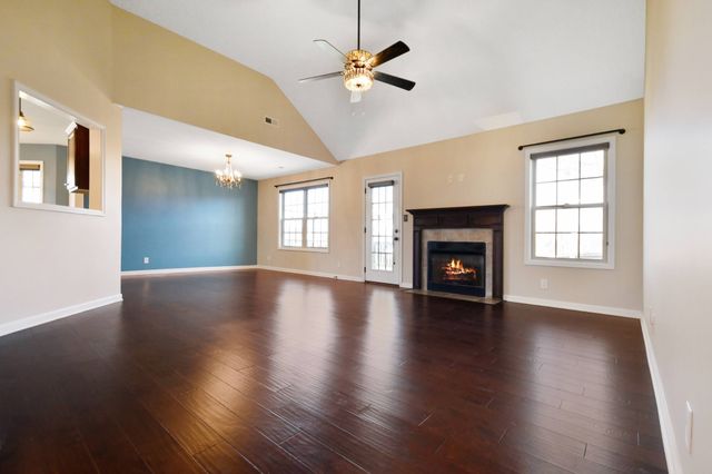 1863 Deerstand Drive, Clarksville, TN 37042