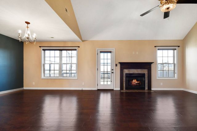 1863 Deerstand Drive, Clarksville, TN 37042