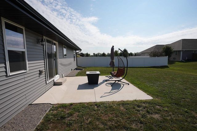 880 JOEANNA WAY, Pulaski, WI 54162