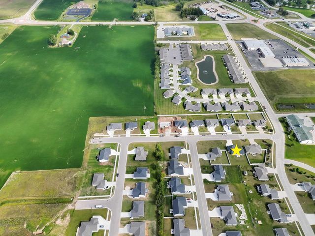 880 JOEANNA WAY, Pulaski, WI 54162