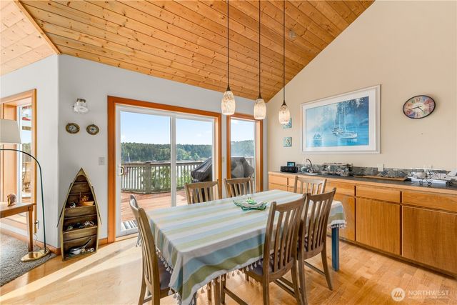 260 Harbor Vista Drive, Stuart Island, WA 98250
