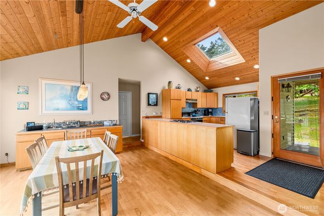 260 Harbor Vista Drive, Stuart Island, WA 98250