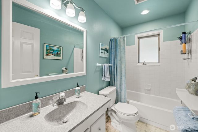 260 Harbor Vista Drive, Stuart Island, WA 98250