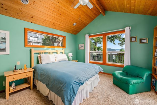 260 Harbor Vista Drive, Stuart Island, WA 98250