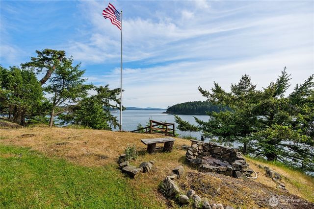 260 Harbor Vista Drive, Stuart Island, WA 98250
