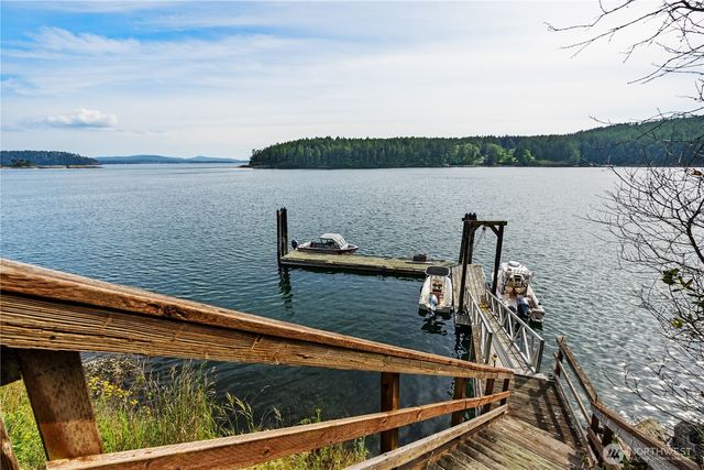 260 Harbor Vista Drive, Stuart Island, WA 98250
