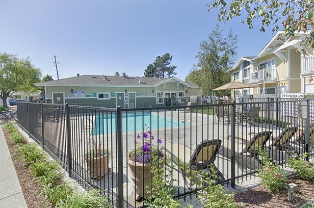 755 14th Avenue 308, Santa Cruz, CA 95062