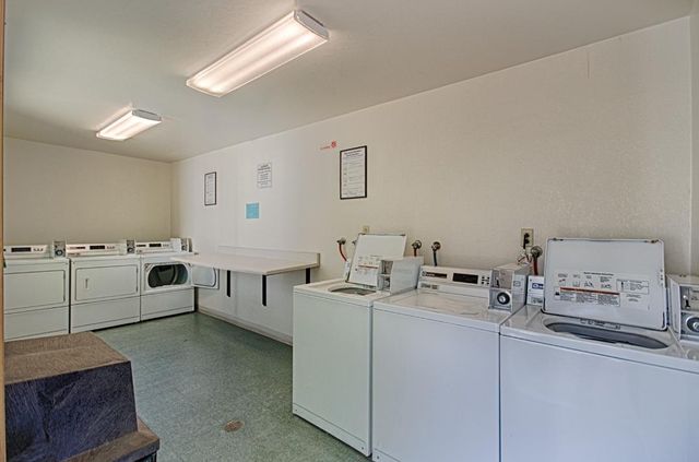 755 14th Avenue 308, Santa Cruz, CA 95062