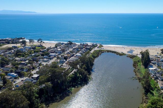 755 14th Avenue 308, Santa Cruz, CA 95062