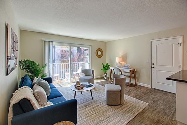 755 14th Avenue 308, Santa Cruz, CA 95062