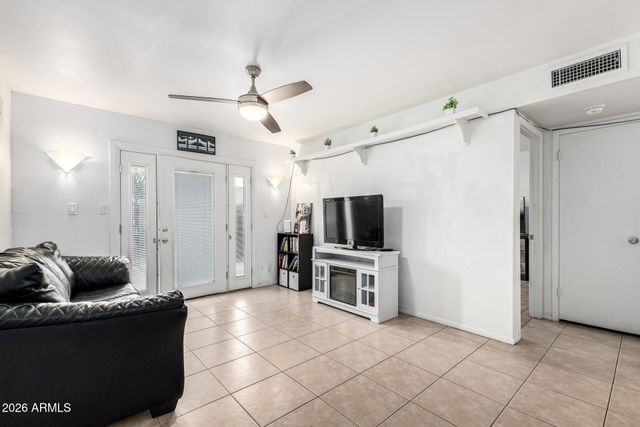 600 S DOBSON Road 122, Mesa, AZ 85202