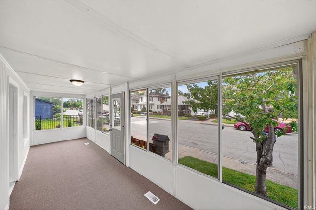217 Stanley Street, Mishawaka, IN 46545