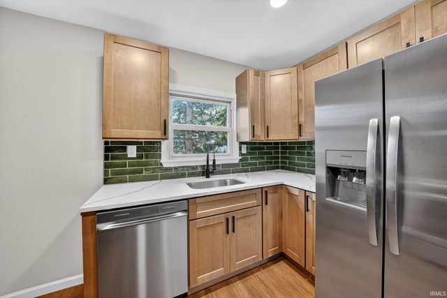 217 Stanley Street, Mishawaka, IN 46545