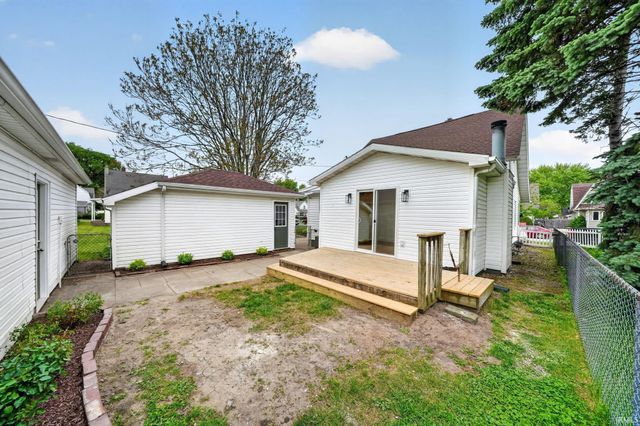217 Stanley Street, Mishawaka, IN 46545