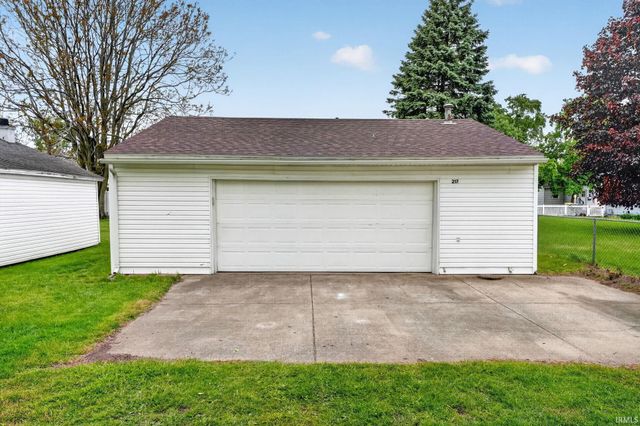 217 Stanley Street, Mishawaka, IN 46545
