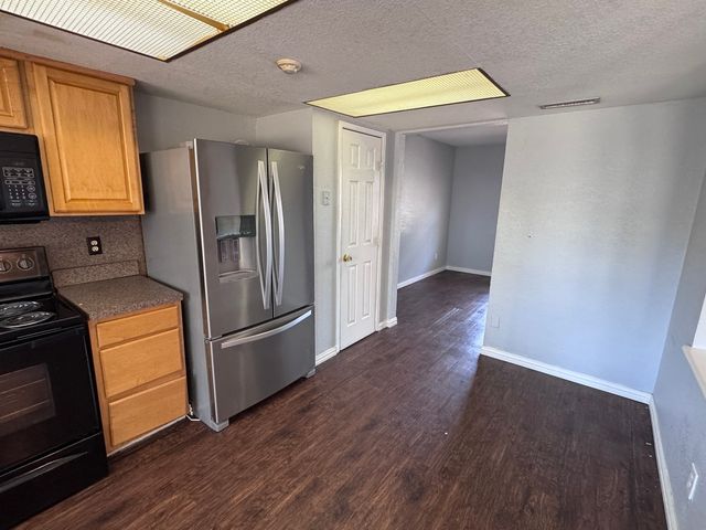 1610 Kingston Drive, Grand Prairie, TX 75051