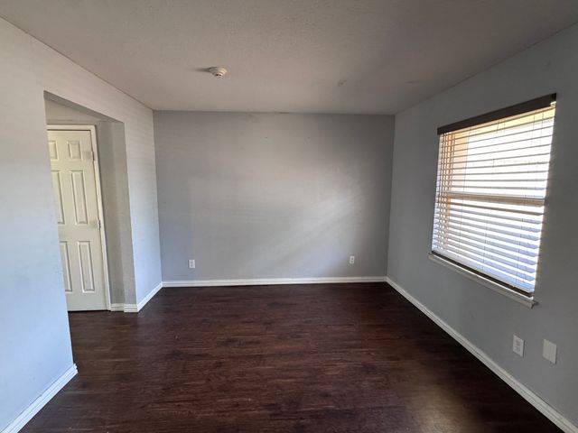 1610 Kingston Drive, Grand Prairie, TX 75051