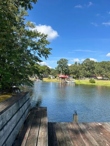 1277 Ackerman Drive, Summerton, SC 29148