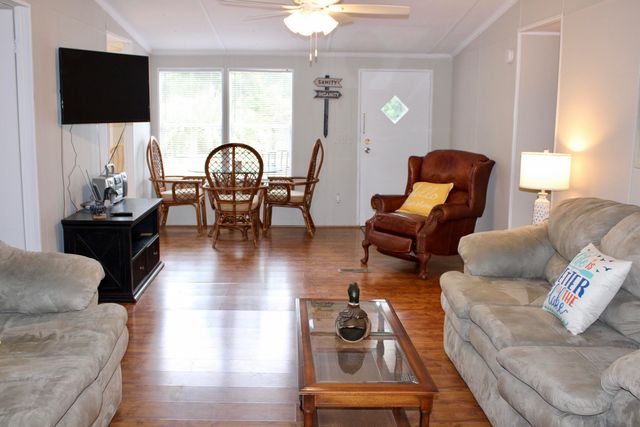 1277 Ackerman Drive, Summerton, SC 29148