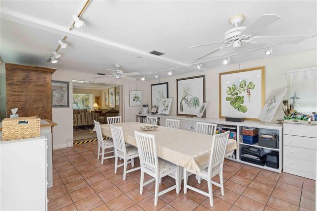 2068 SUNNYSIDE LANE, Sarasota, FL 34239