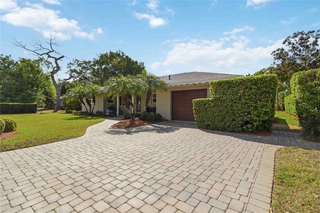 2068 SUNNYSIDE LANE, Sarasota, FL 34239