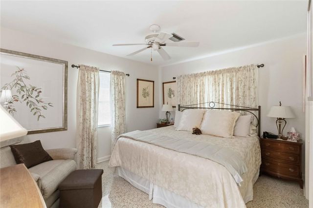 2068 SUNNYSIDE LANE, Sarasota, FL 34239