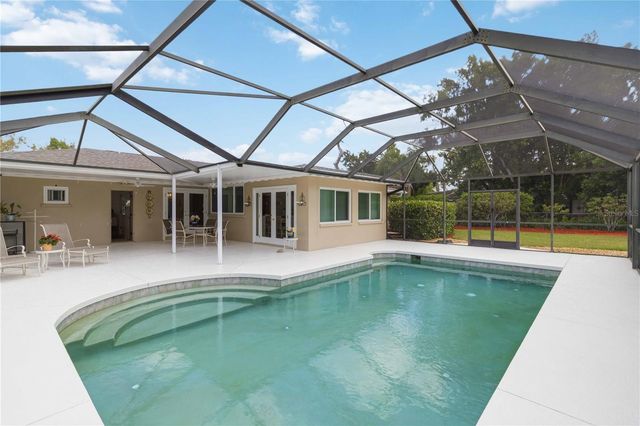 2068 SUNNYSIDE LANE, Sarasota, FL 34239