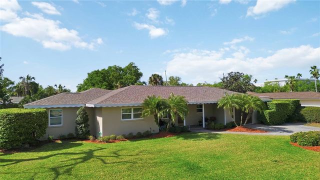 2068 SUNNYSIDE LANE, Sarasota, FL 34239
