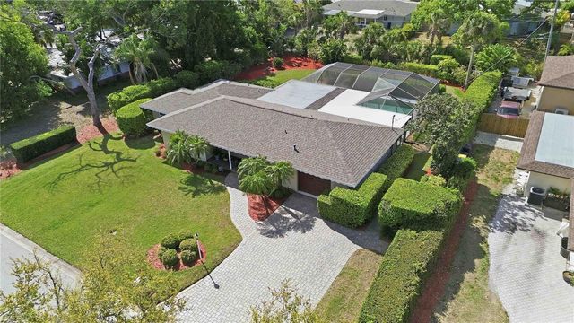 2068 SUNNYSIDE LANE, Sarasota, FL 34239