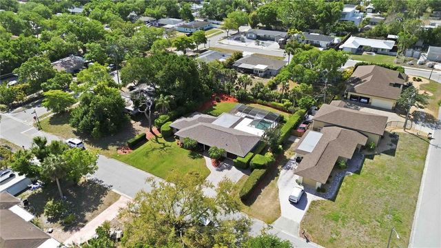 2068 SUNNYSIDE LANE, Sarasota, FL 34239