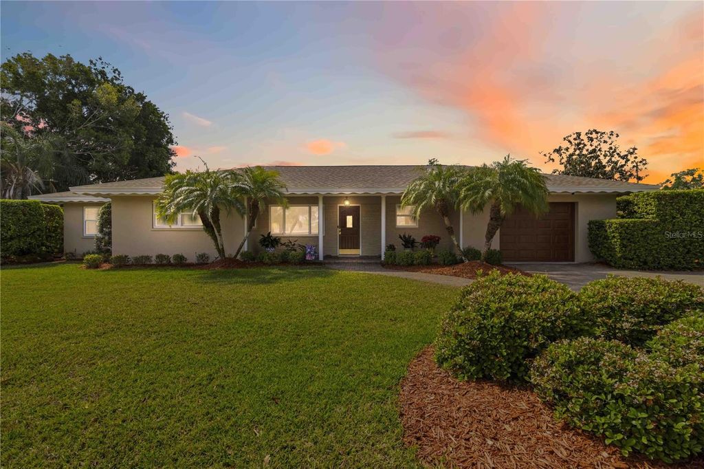 2068 SUNNYSIDE LANE, Sarasota, FL 34239