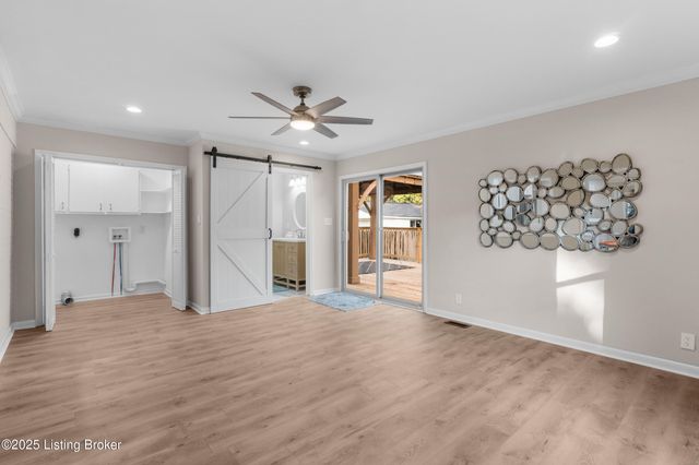 309 Marshall Dr, Bellewood, KY 40207