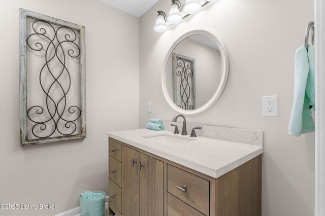 309 Marshall Dr, Bellewood, KY 40207