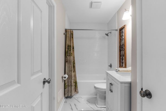 309 Marshall Dr, Bellewood, KY 40207