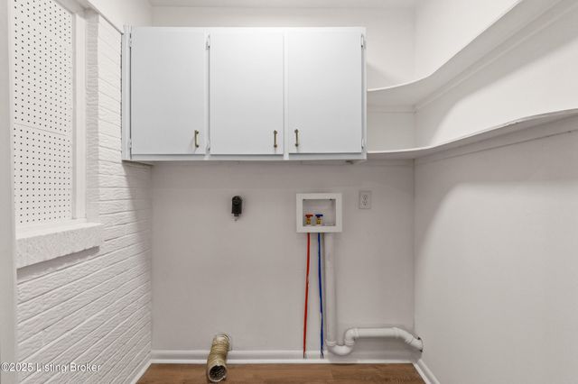 309 Marshall Dr, Bellewood, KY 40207