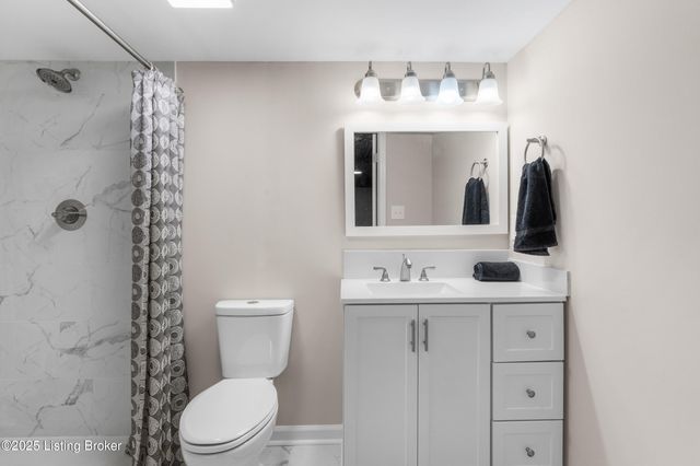 309 Marshall Dr, Bellewood, KY 40207