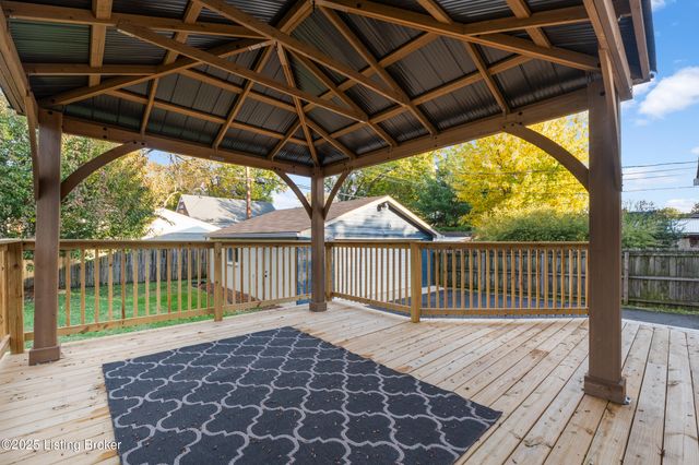 309 Marshall Dr, Bellewood, KY 40207